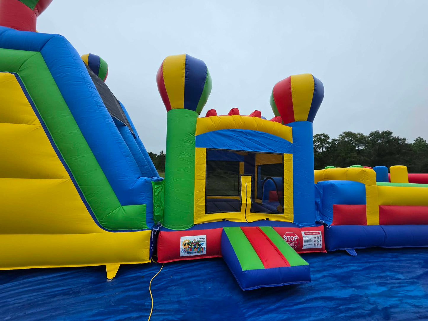 Fun time 3pc obstacle with dual lane slide wet or dry use!